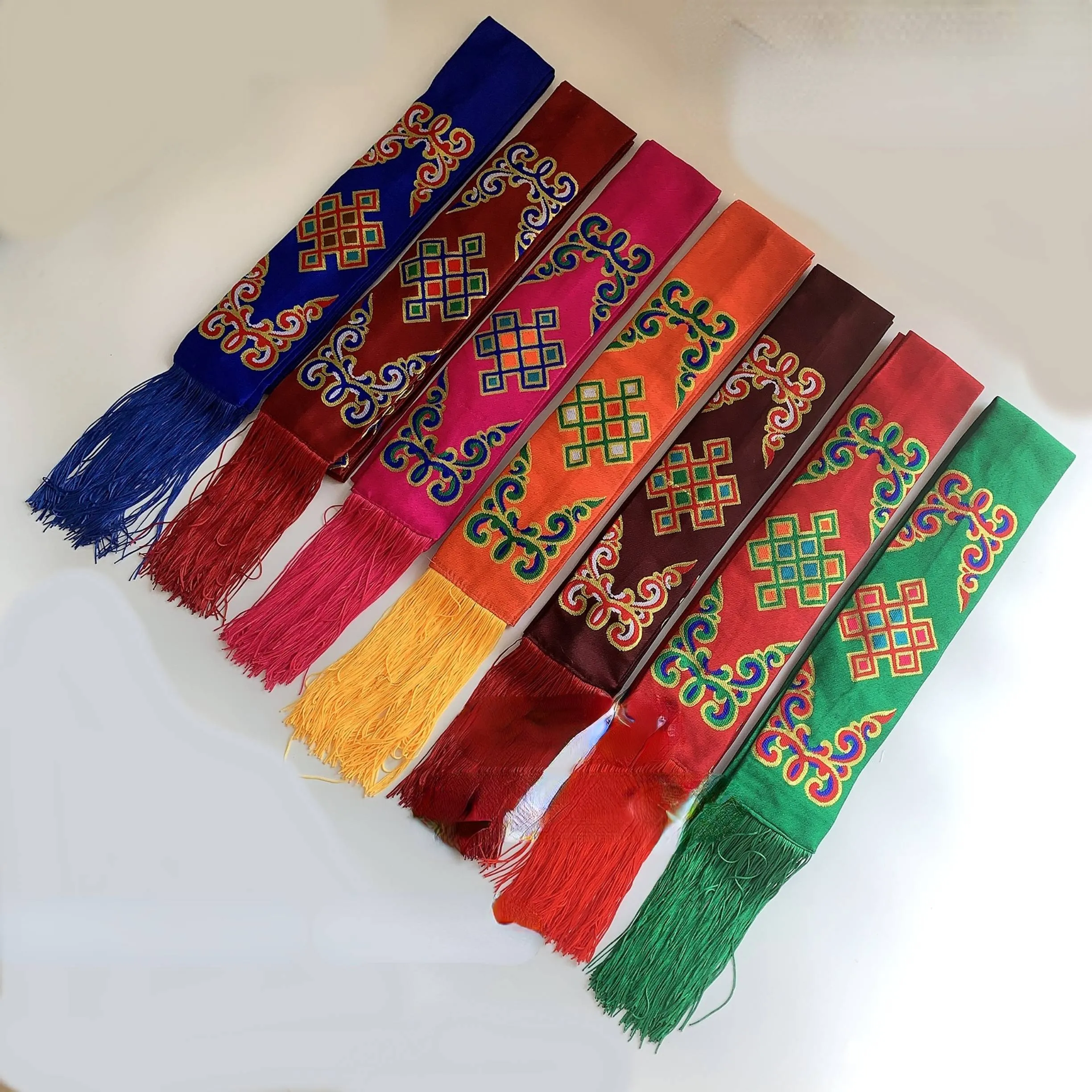 Unisex Tibetan, Nepalese, Tibetan-style costume embroidery, ethnic minority Tibetan robes, Tibetan skirts, fringed belts, waist ornaments