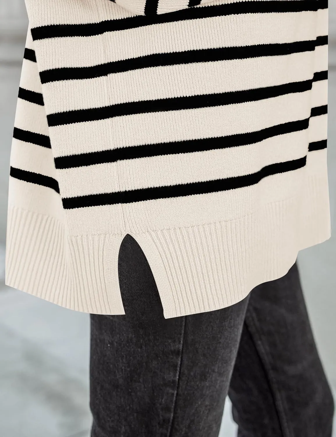 ZESICA Women's Winter Oversized Sweaters Long Sleeve Color Block Mock Neck Side Slit Comfy Loose Knitted Pullover Tops